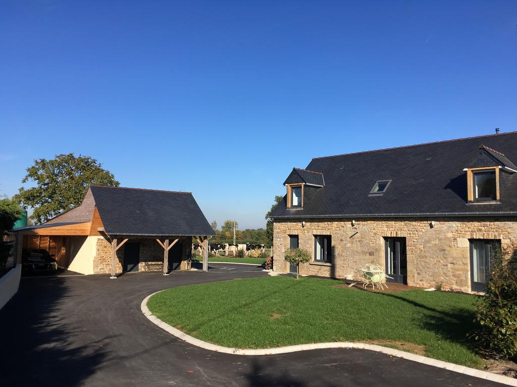 La Maison De Benjamin La Chapelle-Saint-Aubert Buitenkant foto